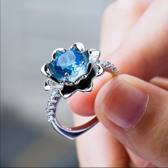 New 925 Silver Lotus Flower Sapphire Ring - Picture 5 of 6